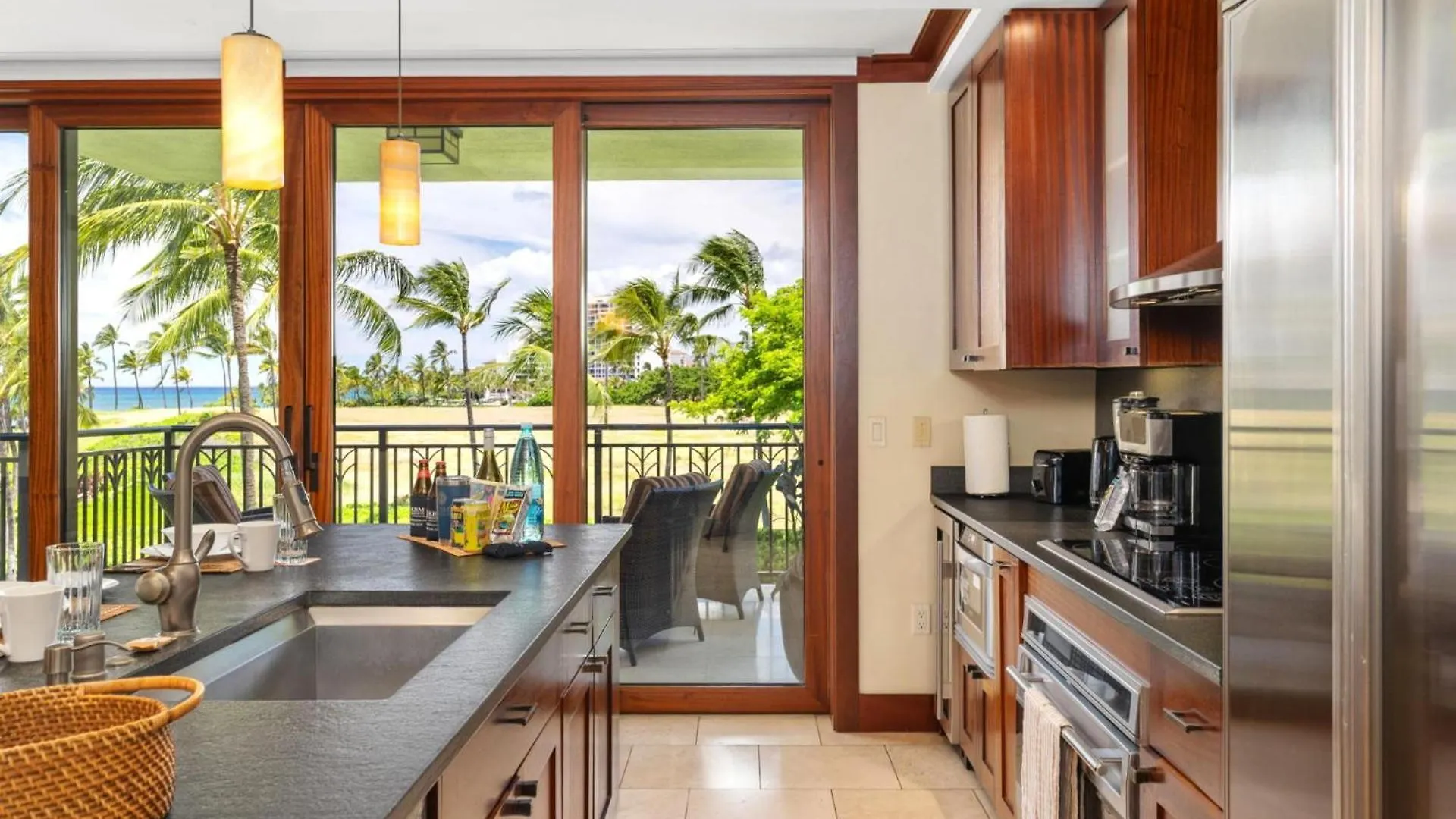 Kbm Resorts Free Car Beach Villas At Ko Olina Bvk-B-308 Beachfront Villa Kapolei 0*,  United States